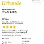 17 Am Berg Апартаменты *
